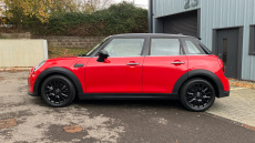 MINI Hatchback 1.5 Cooper Exclusive Premium 5dr Auto Petrol Hatchback
